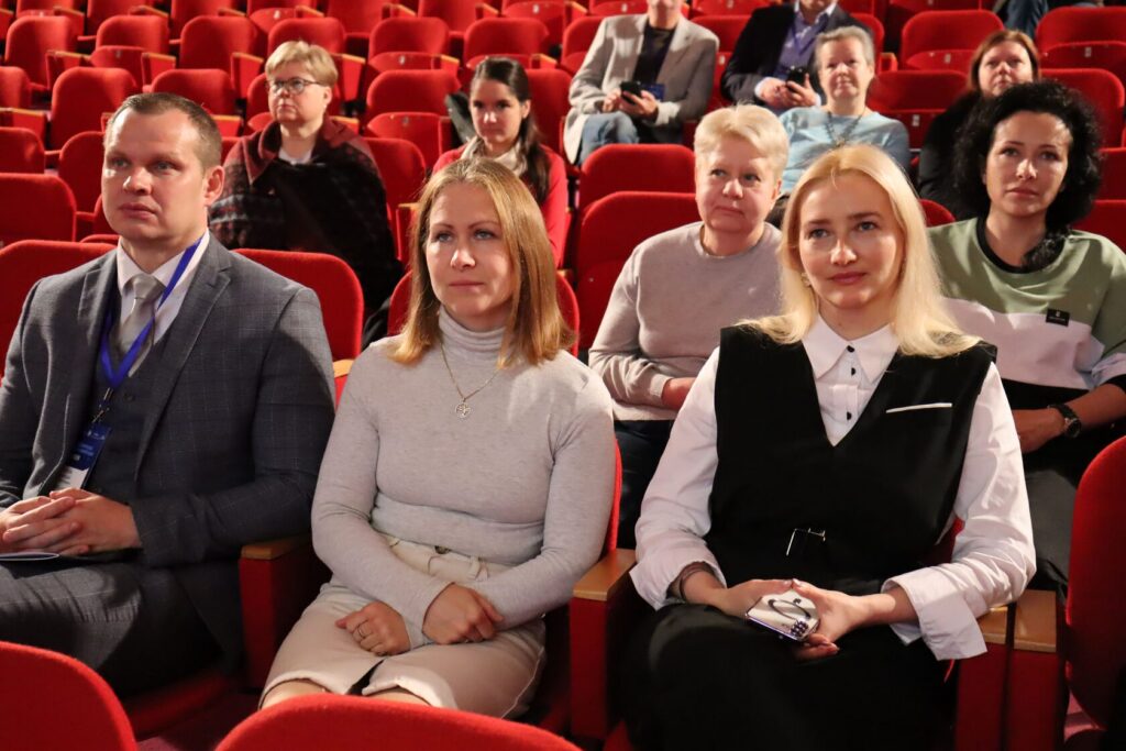 В ВИНИТИ РАН прошла XII Международная научная конференция «Научная информация в современном мире: информационное обеспечение технологического развития»